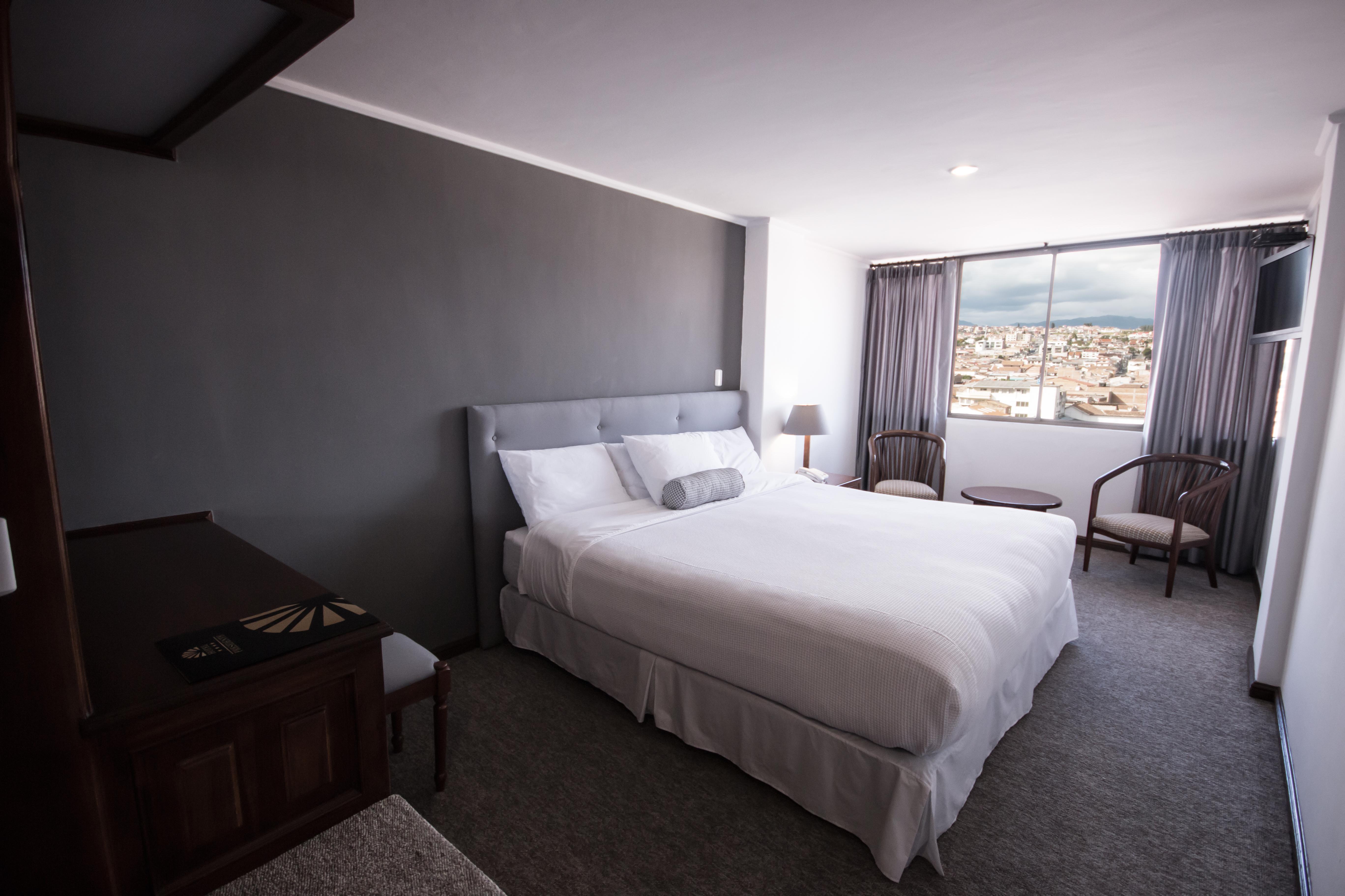 Hotel Presidente Cuenca Dış mekan fotoğraf