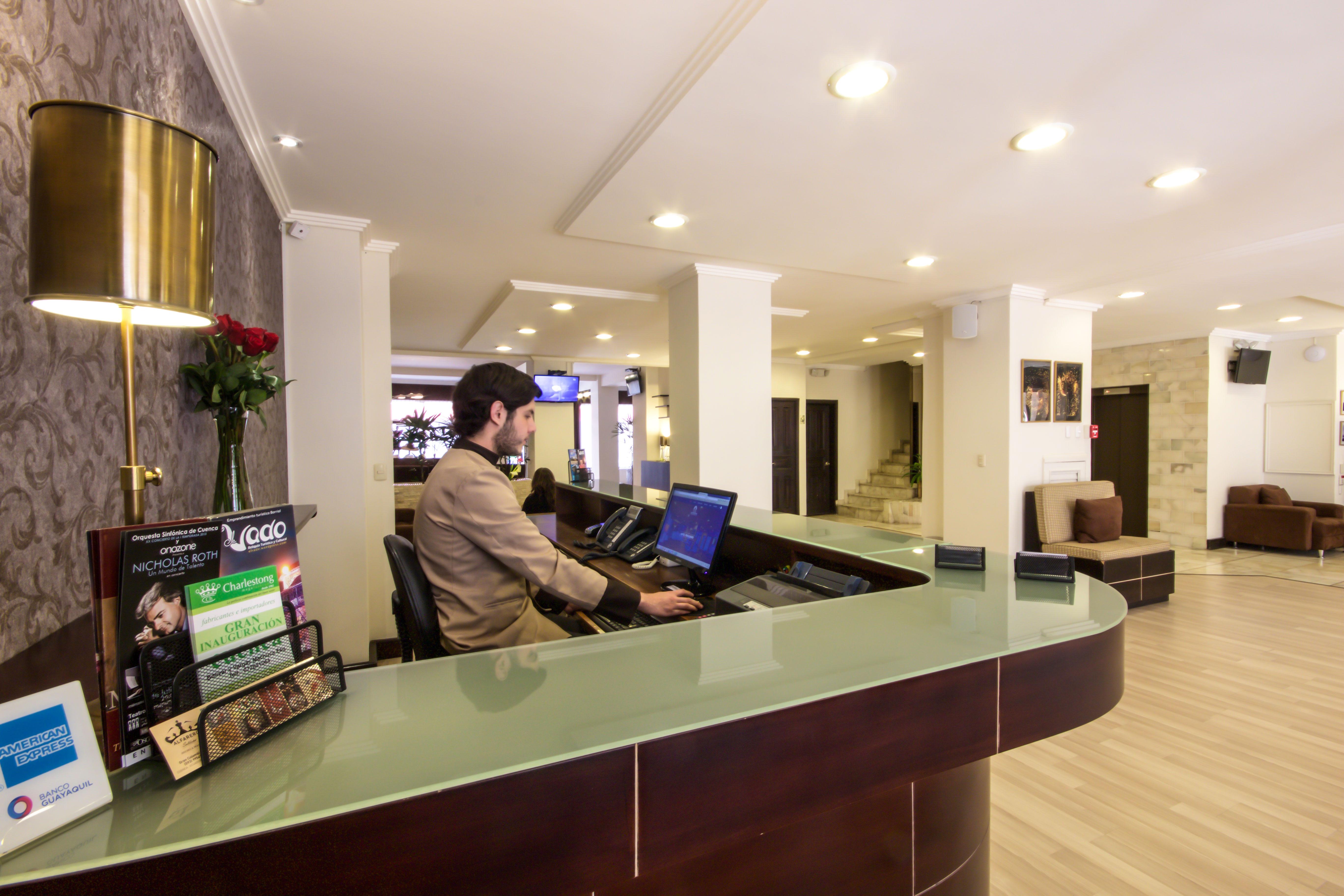 Hotel Presidente Cuenca Dış mekan fotoğraf