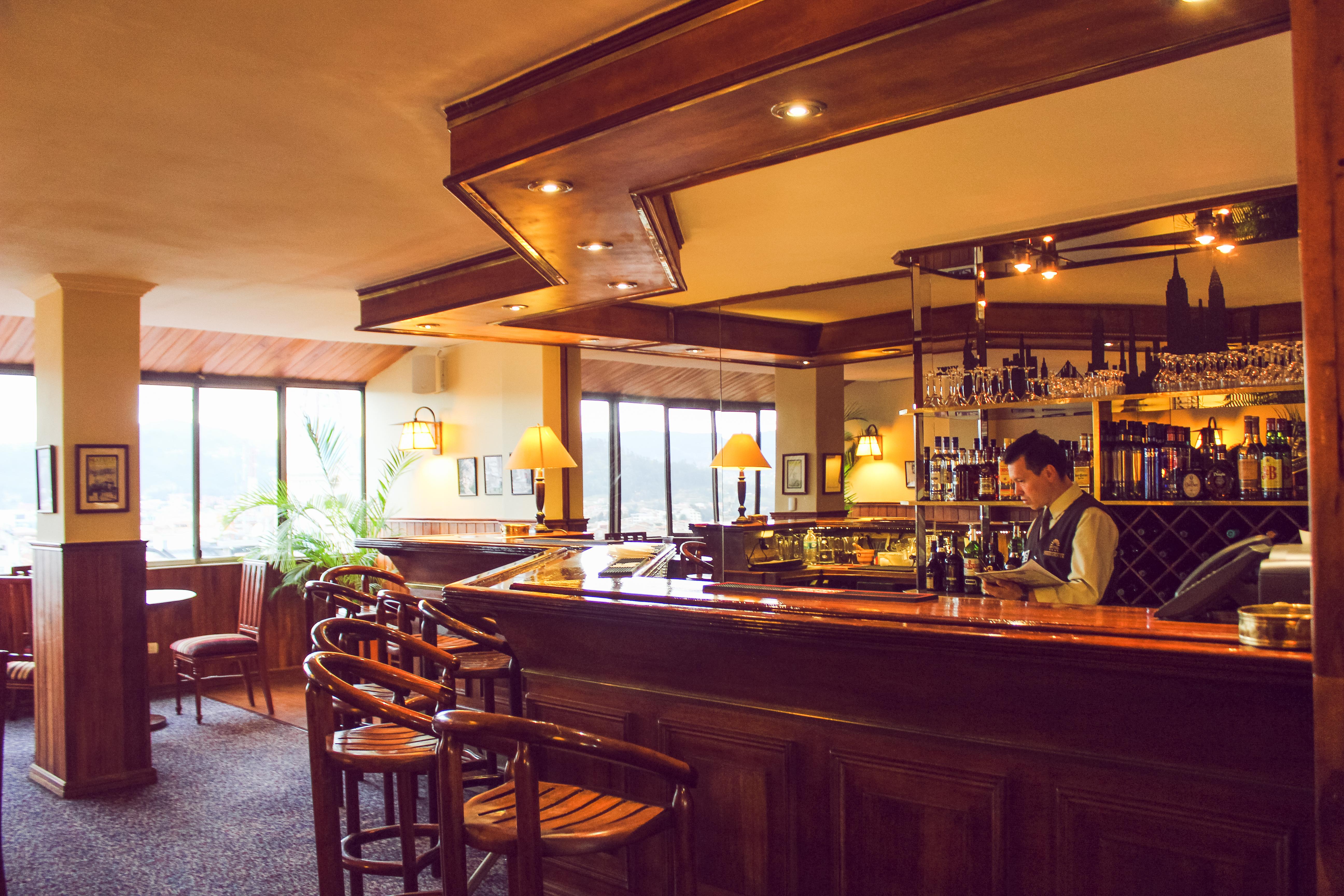 Hotel Presidente Cuenca Dış mekan fotoğraf