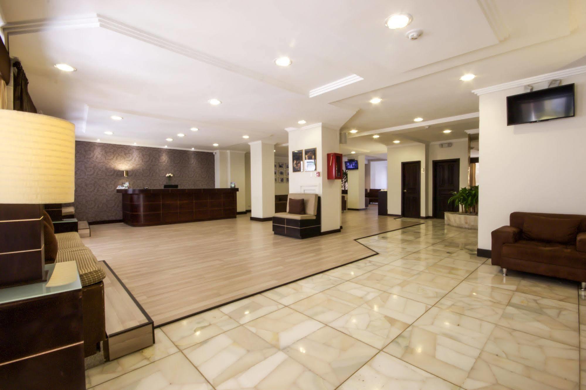 Hotel Presidente Cuenca Dış mekan fotoğraf