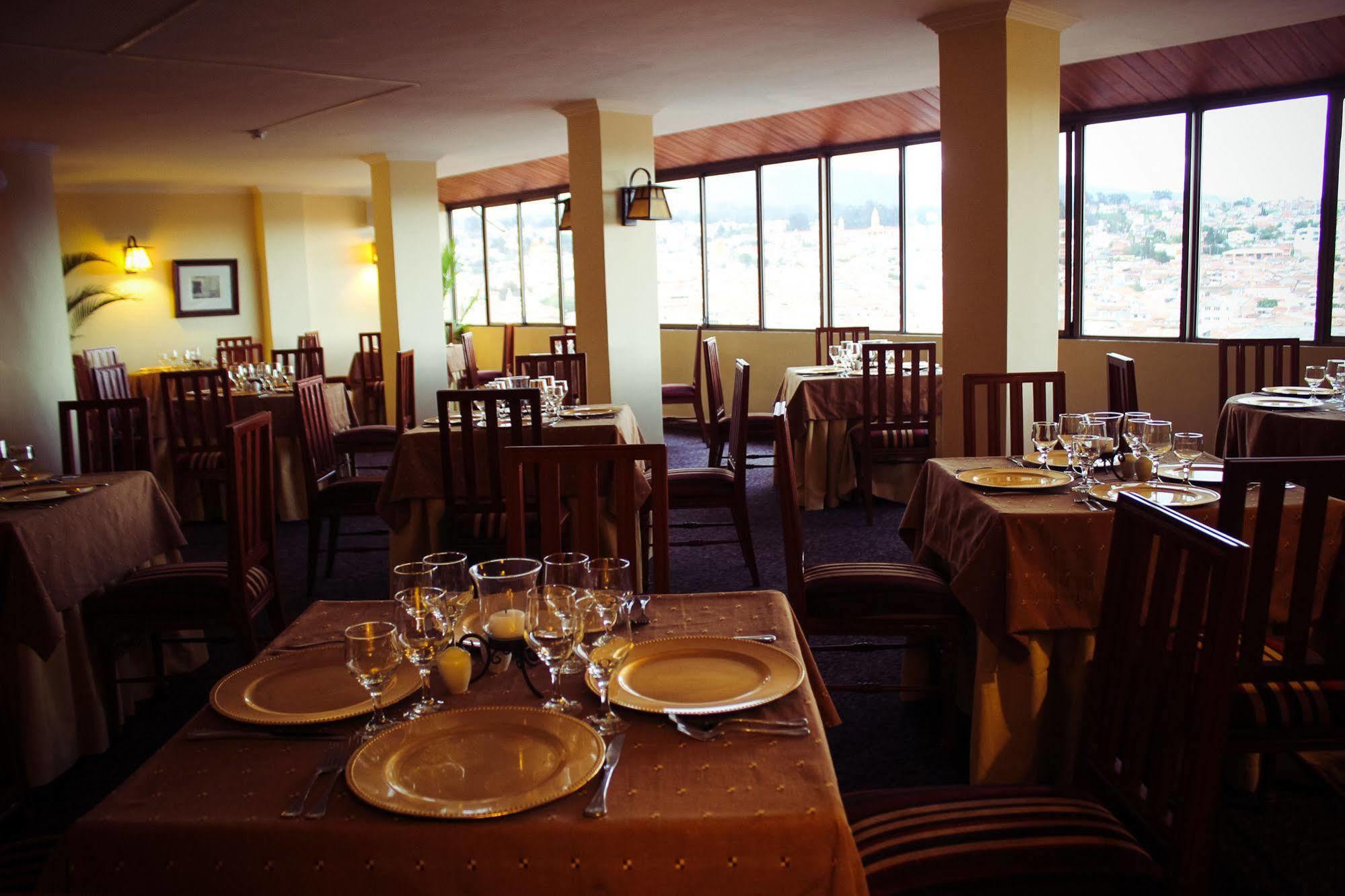 Hotel Presidente Cuenca Dış mekan fotoğraf